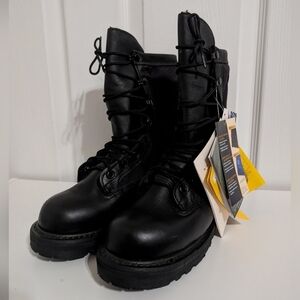 New Belleville Mens Boots GoreTex Size 6R Vibram Tactical Black Leather